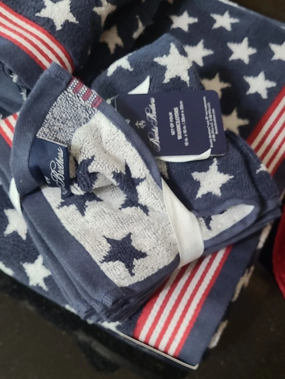 Brooks Brothers  Stars & Stripes Bath Towel Set
